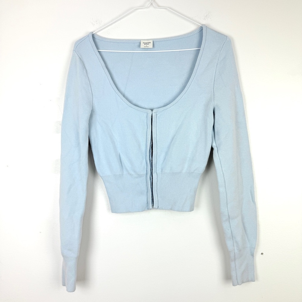 Abercrombie & Fitch Sky Blue Cropped Cardigan Minimalist Soft Knit Long Sleeve